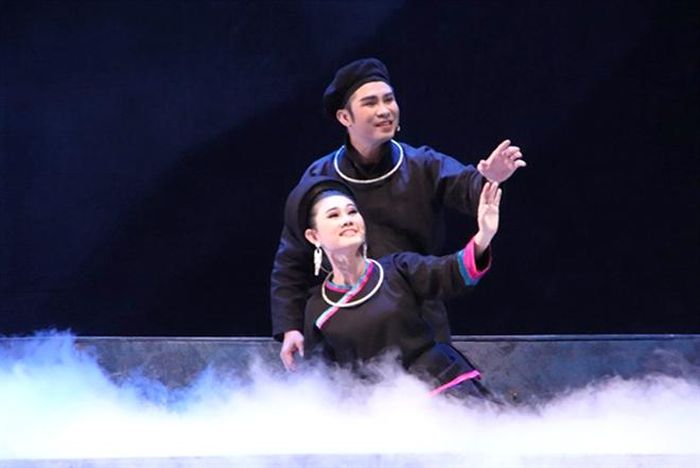 Quang Khải vào vai chàng Ba trong vở cải lương "Chuyện tình Khau Vai" (kịch bản: Nguyễn Thế Kỷ, đạo diễn: Triệu Trung Kiên)