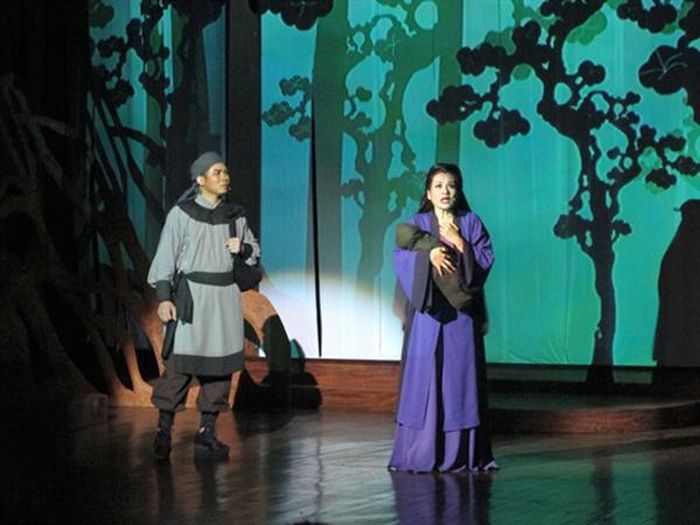 Quang Khải vào vai Trương Lỗ trong vở "Ngàn năm mây trắng" (kịch bản: Nguyễn Thế Kỷ, đạo diễn NSND Triệu Trung Kiên-NSND Thanh Ngoan)