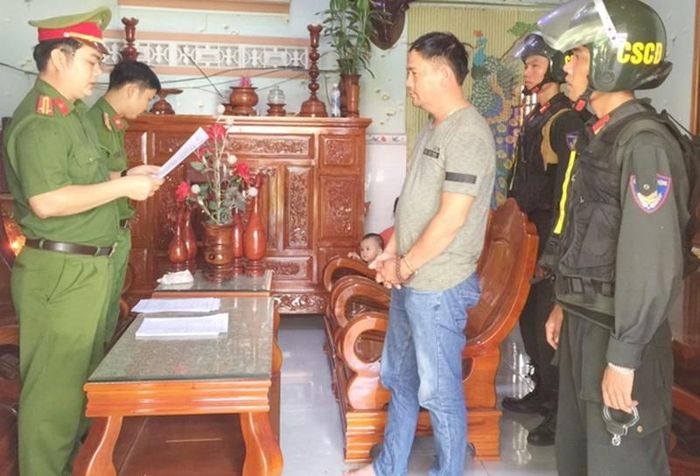  Lệnh bắt tạm giam bị can Trần Quang Hưng (Ảnh: XH)