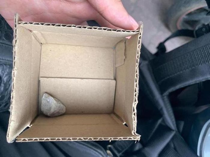 Nhiều khách hàng tá hỏa khi săn sale khủng 1.000 đồng ngày 9/9 nhưng chỉ nhận về cục đá