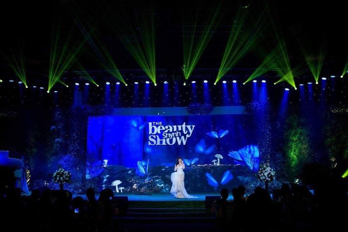  Một sự kiện quy mô lớn do Sen Việt Multimedia tổ chức. 