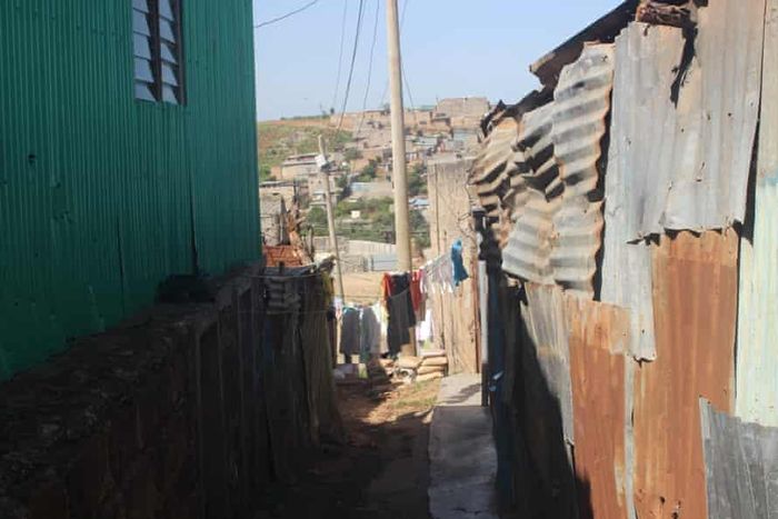 Vùng ngoại ô nghèo đói ở Nairobi, Kenya.