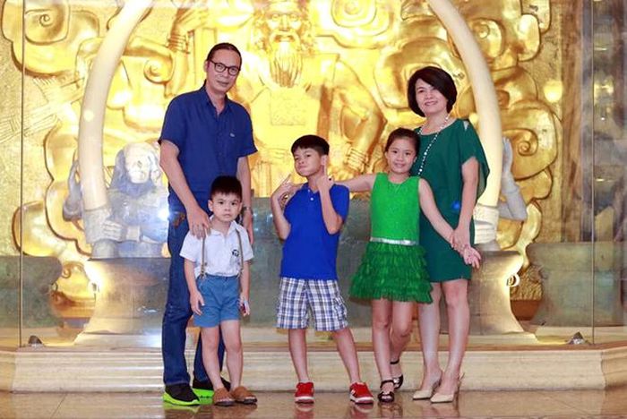 Gia đình NSƯT Trần Lực