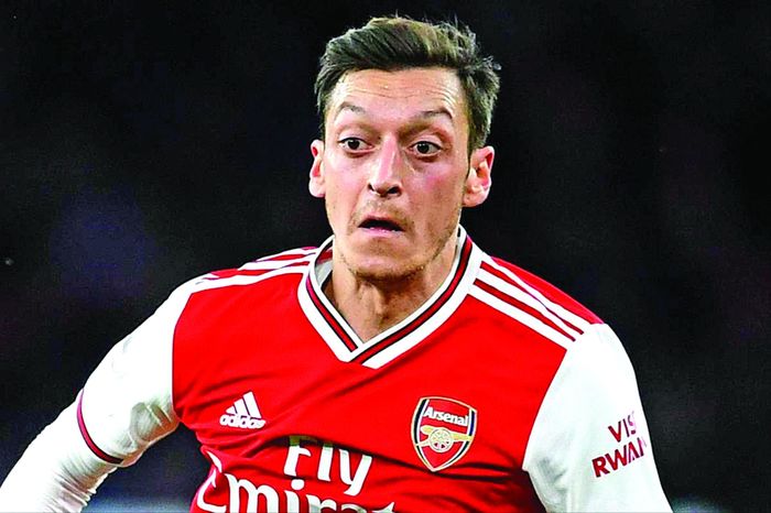 Ozil sẵn sàng trở lại đội hình thi đấu với hy vọng giúp đội nhà vượt qua khó khăn