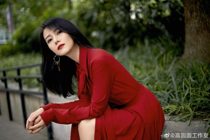  Cao Viên Viên khiêm tốn cho biết: "Tôi không thể tham gia vì không có tài năng nào để thể hiện". Tuy nhiên, phản ứng của khán giả lại là mong muốn nữ diễn viên xuất hiện nhiều hơn. Sina bình luận: "Cao Viên Viên là trường hợp hiếm hoi mà công chúng không cần cô phô diễn tài năng, chỉ cần cô tham dự để đẹp đội hình". 