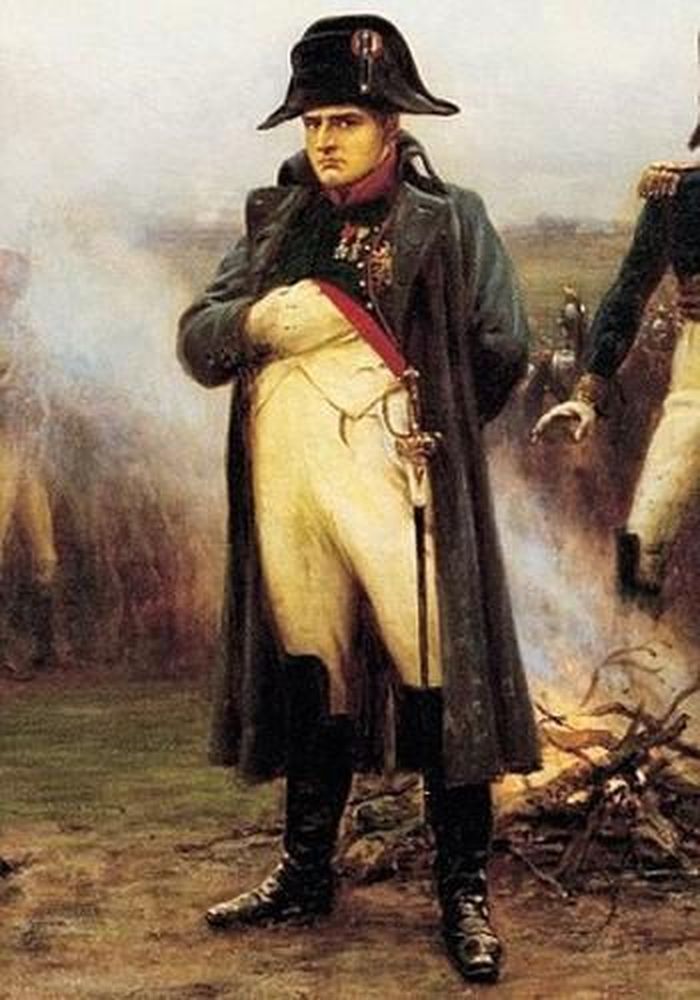Từ đây, một số người suy đoán có thể Napoleon đã nhìn thấy kết cục của bản thân khi ngủ trong Đại kim tự tháp Giza. Chính điều này khiến ông khiếp sợ không dám nói chi tiết với bất cứ ai.