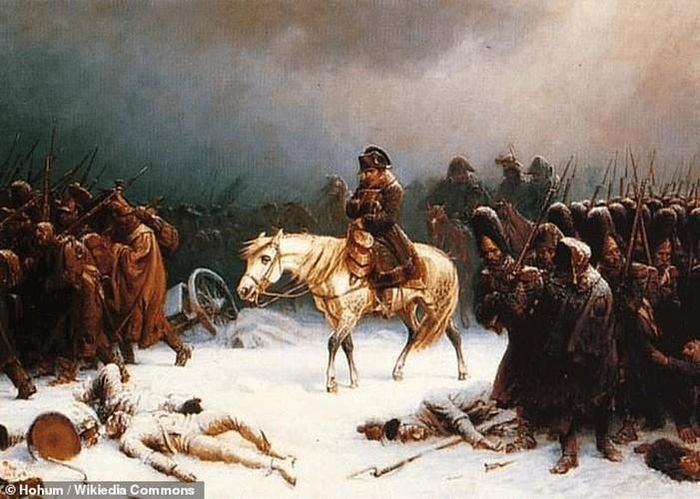 Theo các nhà nghiên cứu, sau đêm ngủ ở Đại kim tự tháp Giza, cuộc đời của Napoleon gặp nhiều "sóng gió" lớn. Kết cục bi thảm của ông là phải sống lưu đày trong nhiều năm và qua đời tại một hòn đảo hoang vắng.