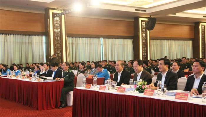 Các đại biểu dự Hội nghị tổng kết Chương trình “Đồng hành cùng phụ nữ biên cương”.