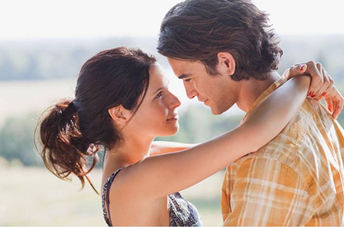 Vợ chồng luôn thương yêu nhau và con cái ngoan ngoãn giỏi giang là điều mà bất cứ gia đình nào trên thế giới này cũng mơ ước. Ảnh minh họa.