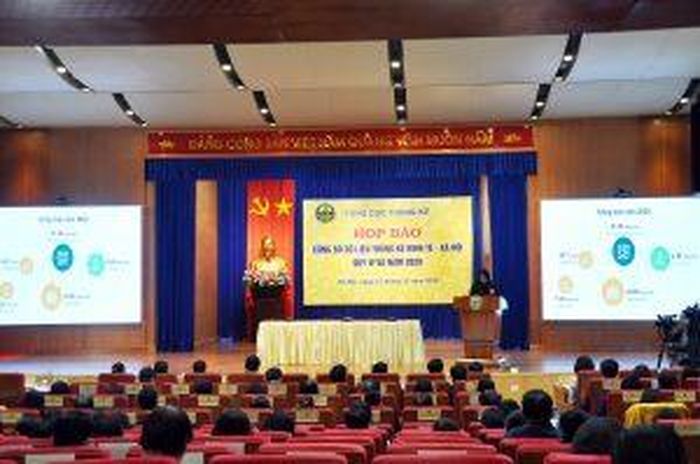 Quang cảnh họp báo. Ảnh: Tổng cục Thống kê
