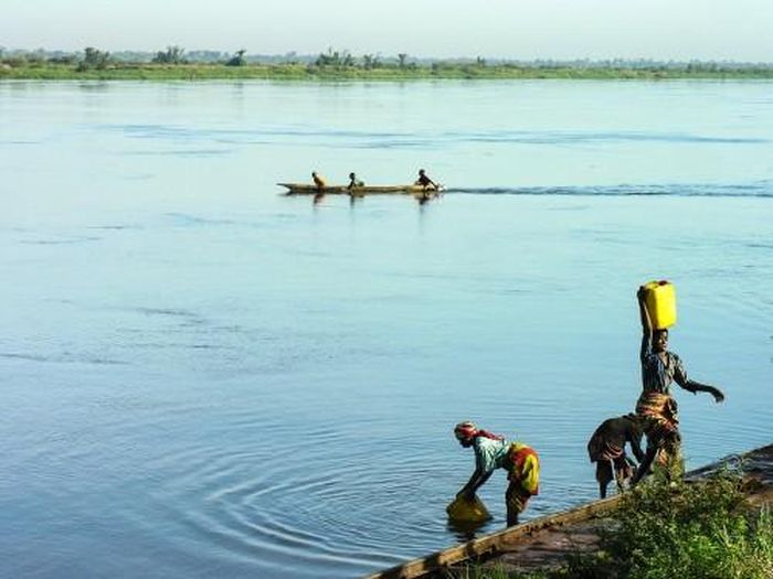 Sông Congo ảnh hưởng lớn đến đời sống và văn hóa của người dân khu vực. (Ảnh: Shutterstock).