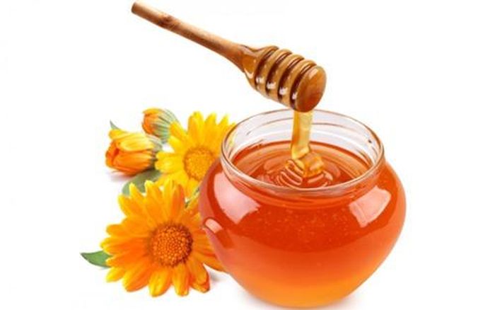 Mật ong được coi là thần dược trong giảm cân và làm đẹp. Ảnh minh họa