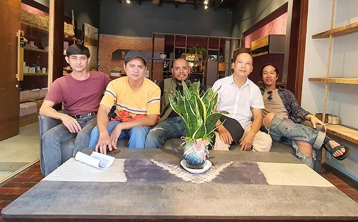 Nhóm họa sĩ “Phiêu Sắc”