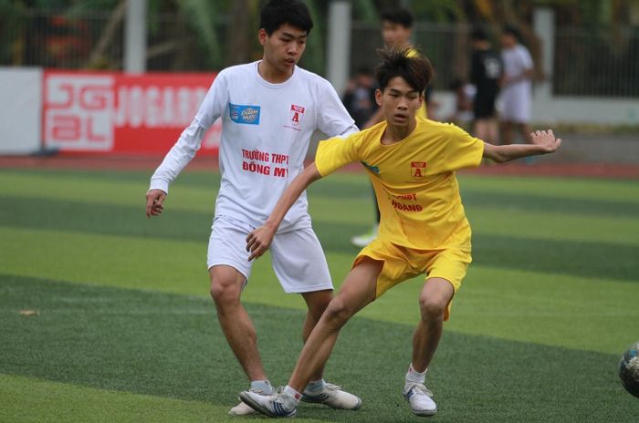 Trận THPT Đông Mỹ 1-0 THPT Việt Hoàng