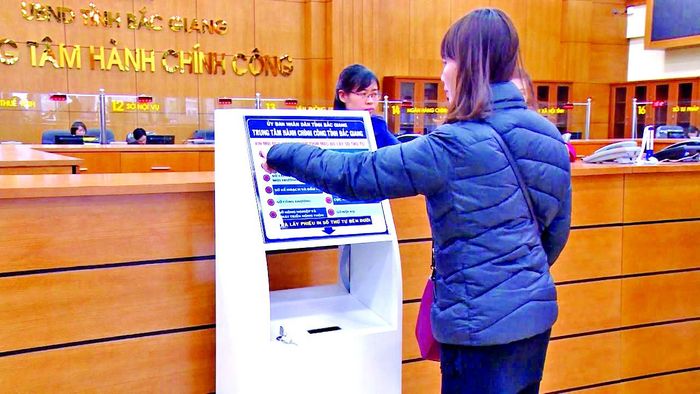 Ứng dụng công nghệ số trong cải cách thủ tục hành chính ở tỉnh Bắc Giang