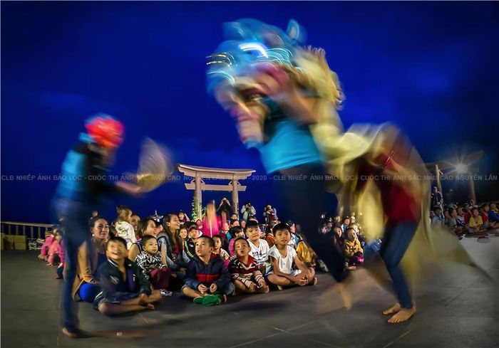2 tác phẩm đoạt giải nhì cuộc thi