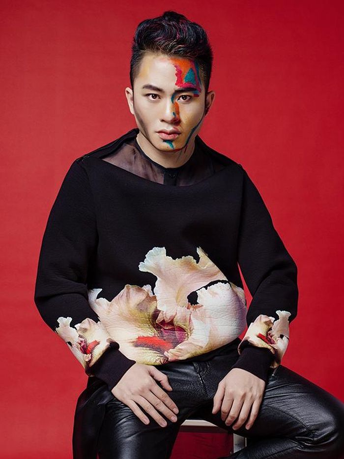 Ca sĩ Tùng Dương
