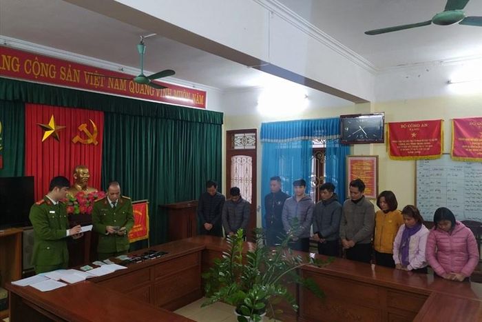 Nhóm nghi phạm bị bắt giữ. Ảnh: Công an cung cấp.