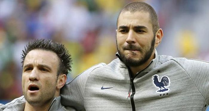 Vụ án liên quan tới Valbuena đeo bám Benzema hơn 5 năm qua