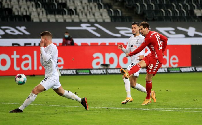  6 phút sau, Leon Goretzka nâng tỷ số lên 2-0 cho Bayern với cú đá sấm sét ở ngoài vùng cấm địa từ đường kiến tạo của Leroy Sane. 