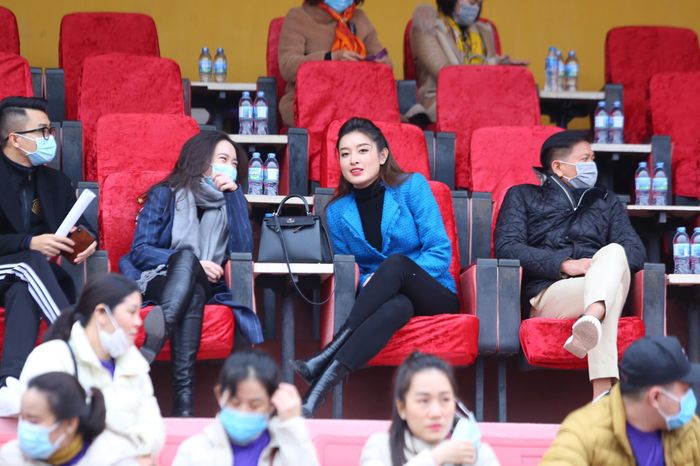  Á hậu Huyền My vốn là một fan cuồng nhiệt của trái bóng tròn. Ảnh: Duy Phạm