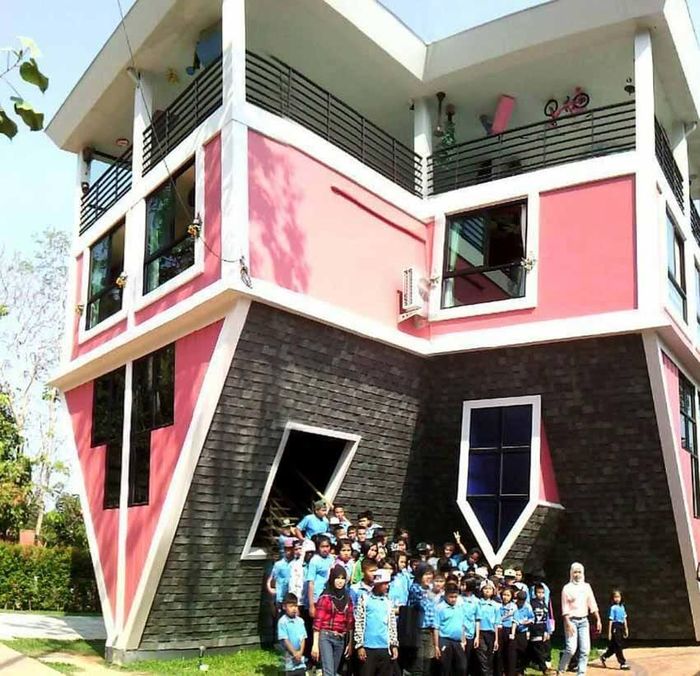 Nhà Baan Teelanka, Phuket, Thái Lan.