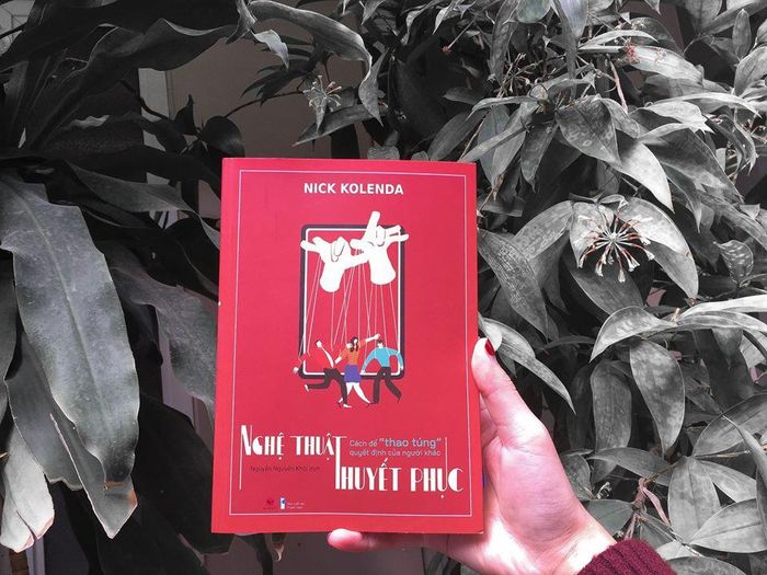 Sách Nghệ thuật thuyết phục của Nick Kolenda. Ảnh: Bachviet Books