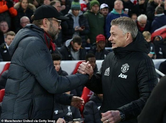 HLV Ole Solskjaer cùng Man United sẽ có những lợi thế lớn trước khi đối đầu với Liverpool tại Premier League và FA Cup nếu có điểm trước Burnley. Ảnh: Getty Images