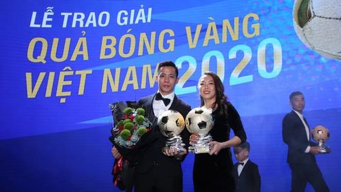 Nguyễn Văn Quyết và Huỳnh Như giành được giải thưởng cao quý nhất. Ảnh: SGGP