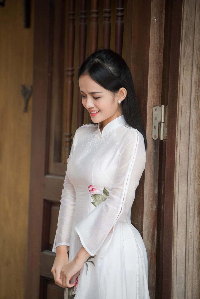 Tươi cười trước ống kính là vậy nhưng ít ai biết Thanh Trúc năm qua đã bị trầm cảm nặng và phải điều trị thời gian dài. 