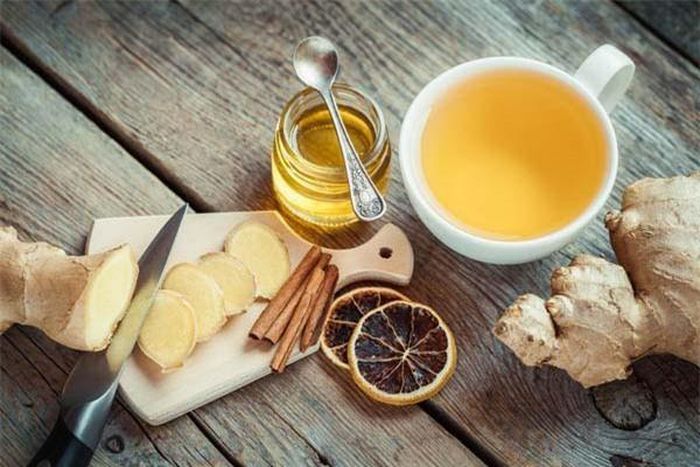 Trà gừng tốt cho người bị viêm xoang.