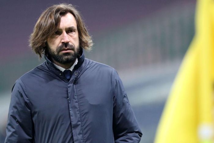  Pirlo quá ngây thơ trong việc lựa chọn đấu pháp trước Inter. Ảnh: Getty. 