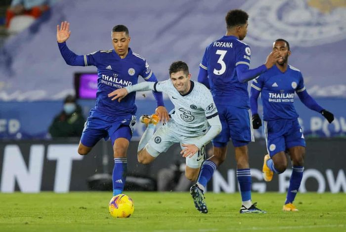 Chelsea thua toàn diện ở King Power