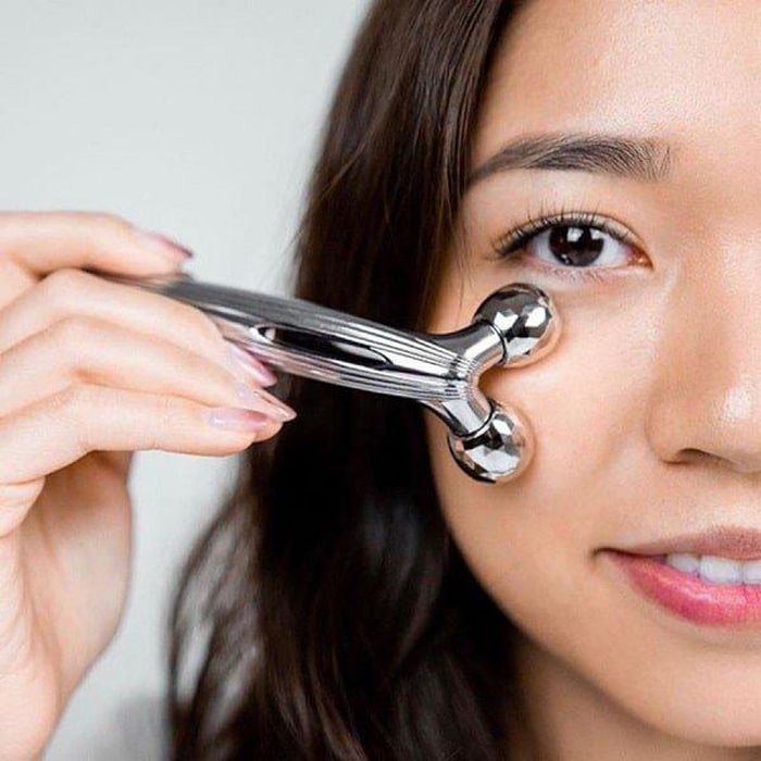 Tùy vào tài chính và nhu cầu sử dụng mà chị em có thể lựa chọn cho mình con lăn phù hợp.