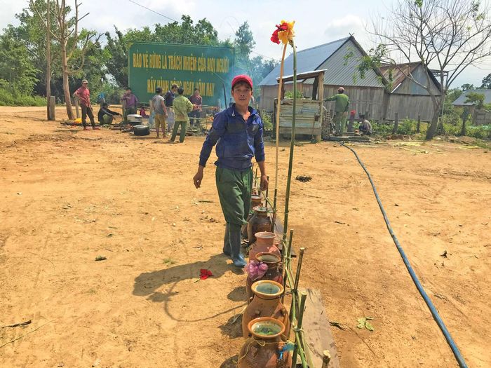 Sau khi tổ chức đám cưới, trong thời gian 3-7 ngày, người Jrai thường làm lễ Joă H’Bâu. Ảnh: R' Ô Hok