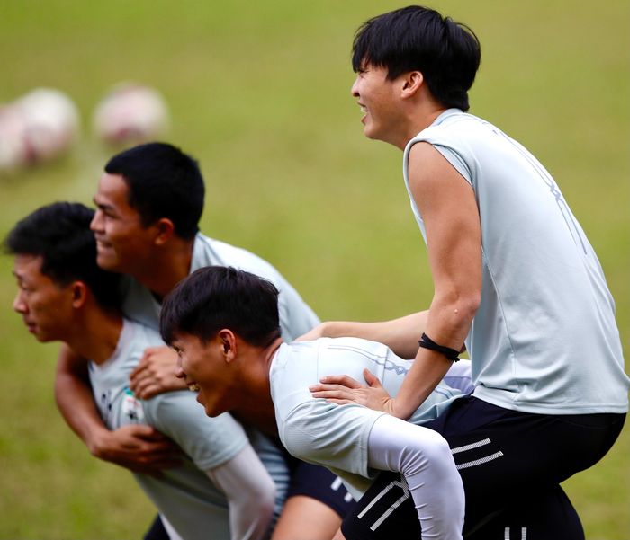  Sau trận thua trước CLB Sài Gòn tại vòng 1, HLV Kiatisuk cũng thừa nhận việc thiếu vắng Tuấn Anh đã ảnh hưởng khá nhiều đến lối chơi của HAGL. 