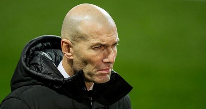 Zidane hứng chịu nhiều chỉ trích sau trận thua Alcoyano