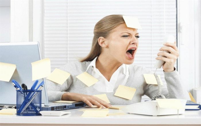 Giải tỏa căng thẳng: Khi cơ thể ở trạng thái căng thẳng, cảm giác thèm ăn sẽ tăng nên, do đó hãy học cách giải tỏa tâm trạng.