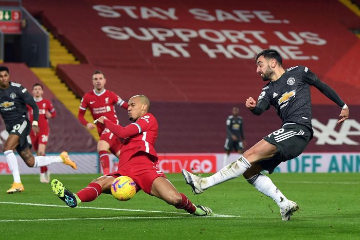  Bruno Fernandes chơi nỗ lực trước Liverpool cách đây 1 tuần. Ảnh: Getty. 