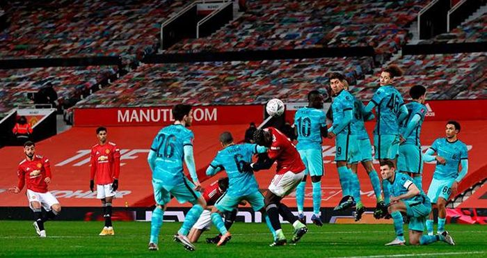 Khoảnh khắc Bruno hạ knock-out Liverpool