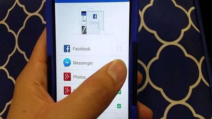 Thế nhưng, trong khi Facebook vẫn còn thiếu sót về vấn đề này, mã hóa đầu cuối đã được WhatsApp sử dụng cho hơn hai tỷ người dùng của mình.