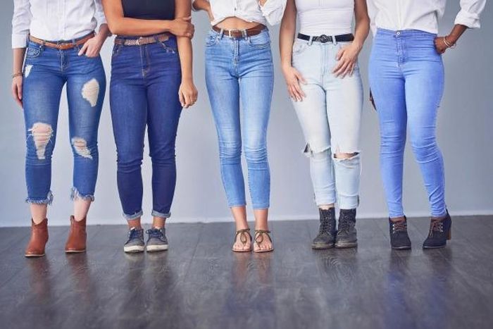  Mỗi chiếc quần jeans sẽ giúp người mặc khắc phục nhược điểm. Ảnh: The Sun. 
