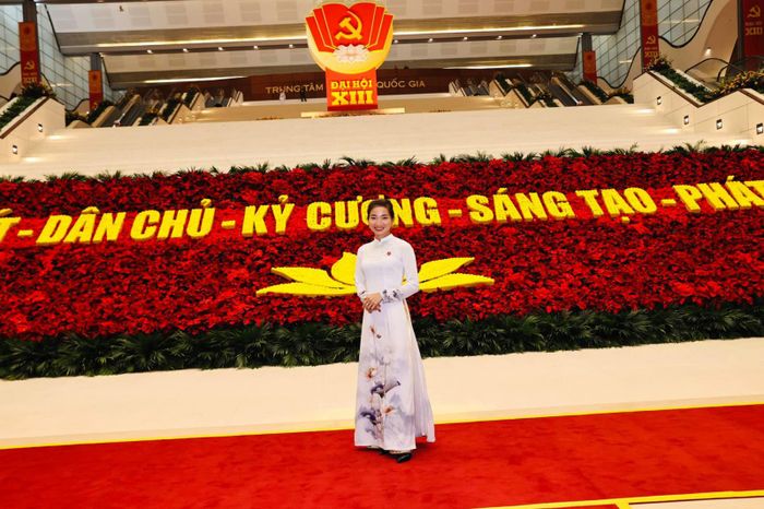 Nguyễn Thị Oanh vinh dự, tự hào được tham dự Đại hội lần thứ XIII của Đảng.Ảnh: Sport.