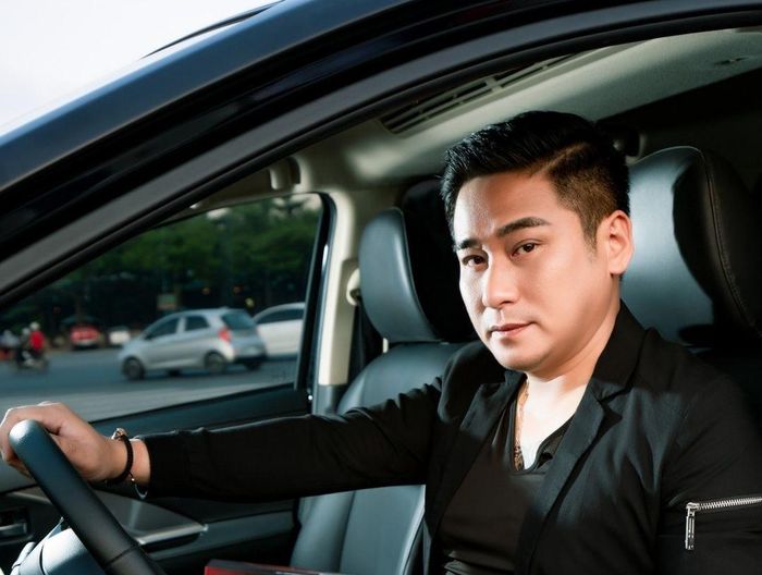 Diễn viên Minh Tiệp đăng ảnh và viết hóm hỉnh: ''Cô đơn cũng được nhưng đừng Covid''.
