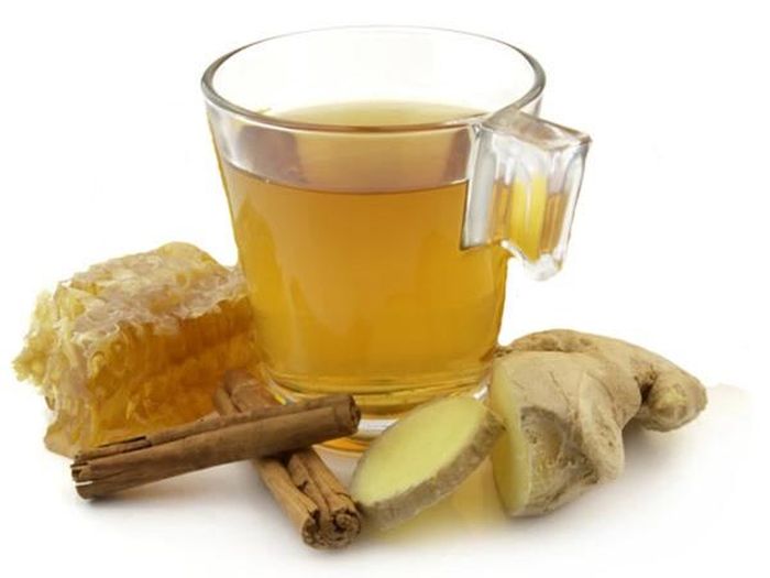 Phụ nữ có thai sử dụng trà gừng là một sai lầm trong ăn uống nên tránh.