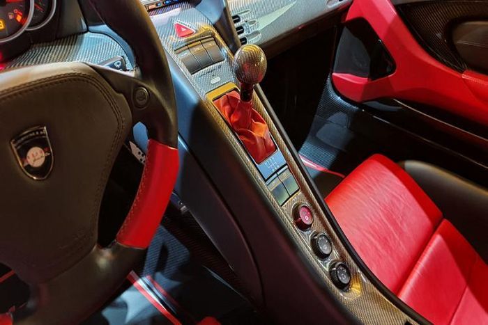 Giá xe Mirage GT từng được xác nhận bán ra thị trường lên đến 780.000 USD (tương đương khoảng 18 tỷ đồng), không kém cạnh những chiếc hypercar đình đám khác.