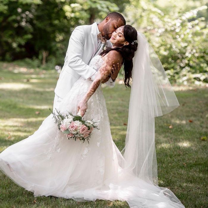  Hiện, Tiffany Taylor là giám đốc kinh doanh cho một công ty ở Pennsylvania (Mỹ). Tháng 7 năm ngoái, cô kết hôn với nhà phát triển web Randolphe Jacques. Họ quen biết, trò chuyện trên một ứng dụng hẹn hò và bên nhau 2 năm trước khi về chung một nhà.