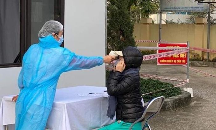 Để sống chung an toàn với đại dịch COVID-19, người dân cần tuân thủ thực hiện nguyên tắc 5K của Bộ Y tế