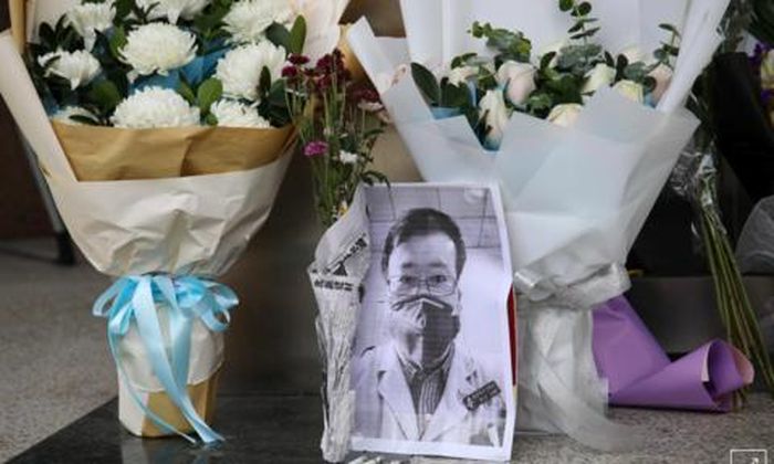 Di ảnh bác sĩ Lý Văn Lượng - Ảnh: Reuters