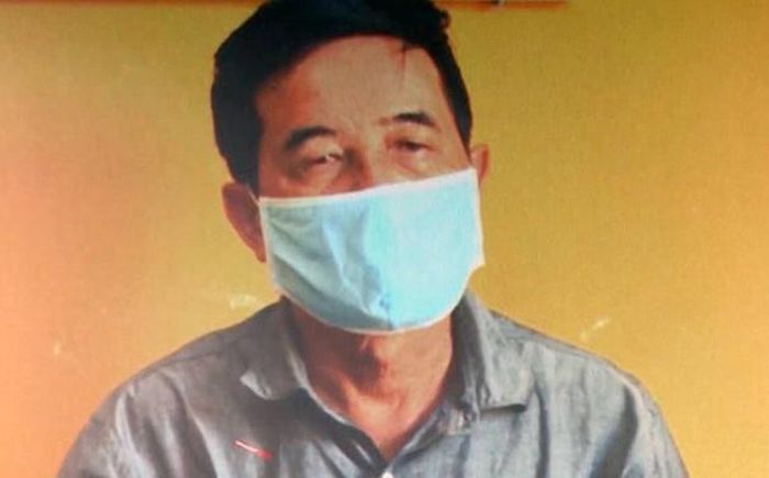 Ông Nguyễn Hữu Tứ - nghi can cầm đầu đường dây làm xăng giả vừa bị bắt. Ảnh: Thái Hà.